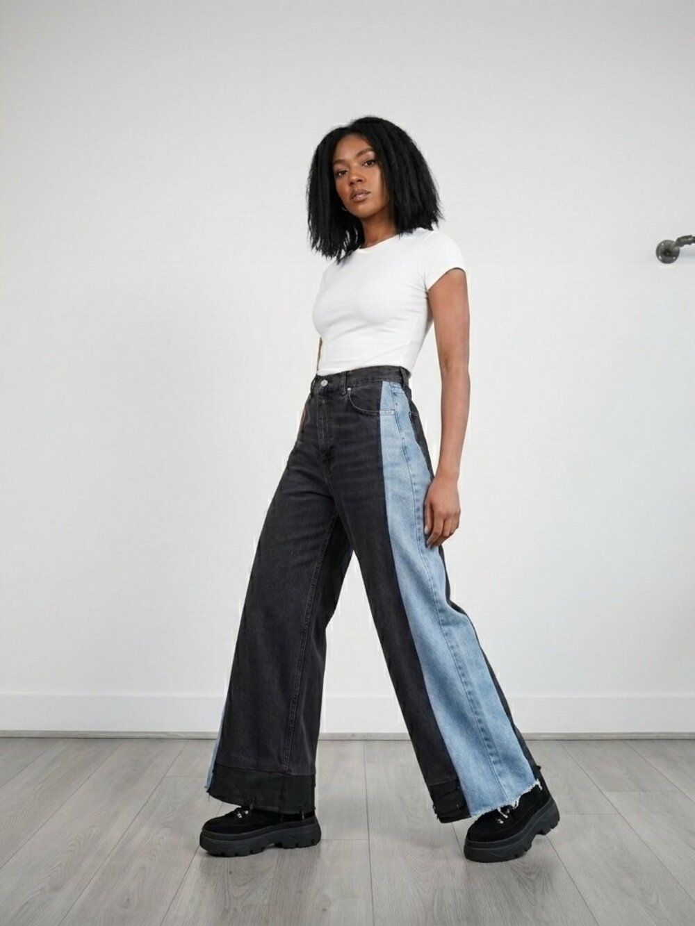 Color Block Wide Leg Jeans (Size 28) – Rare Edgy Style